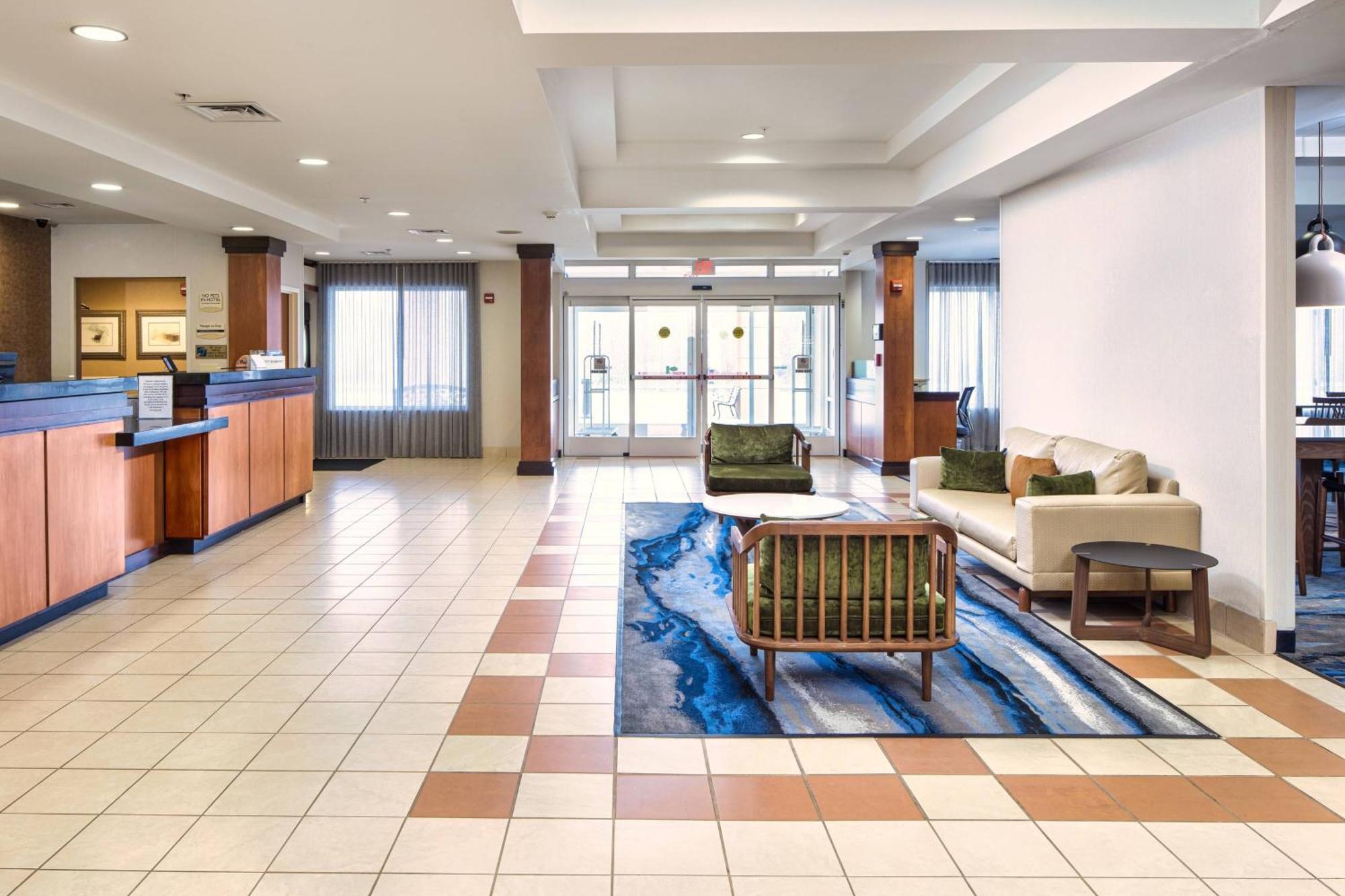 Fairfield Inn And Suites By Marriott South Boston Exterior photo